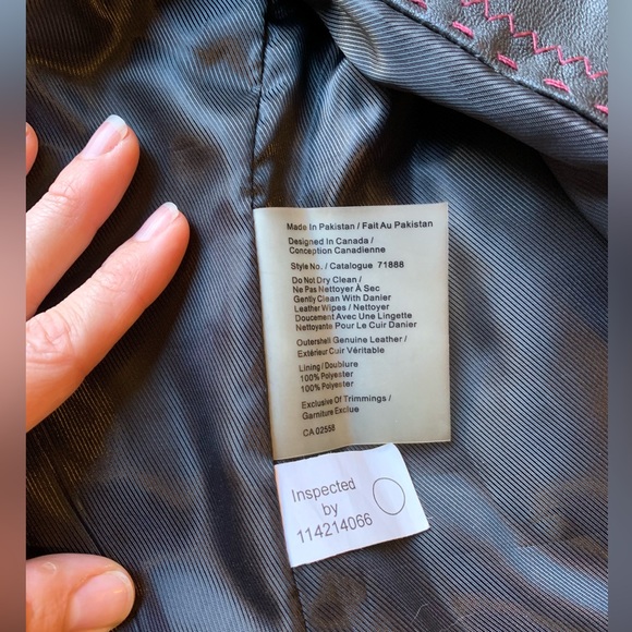 Danier Black Leather Jacket, 2XS - Picture 6 of 12